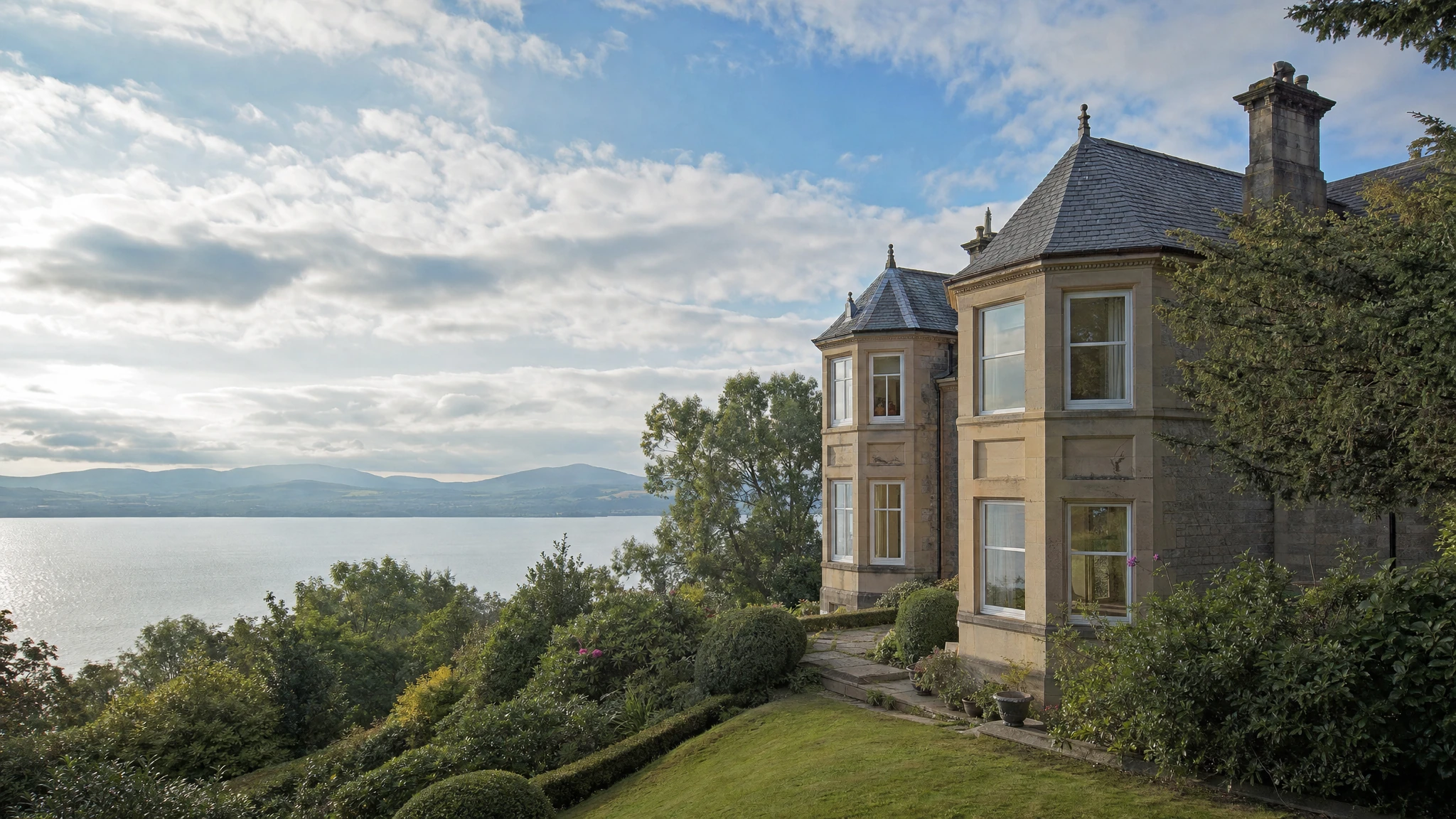 Removals from London to Helensburgh: A grand Victorian villa above the Firth of Clyde at Helensburgh